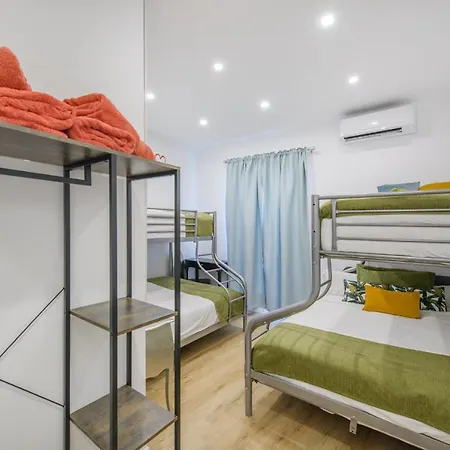 Apartment Groups Malasana, By Monaro *