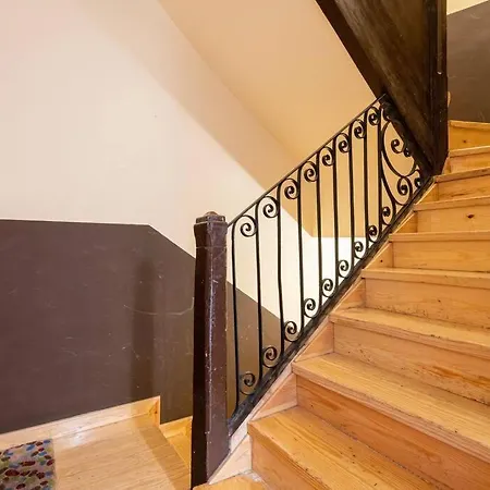 Flat In Barrio De Letras / Cervantes20 Apartment Madrid