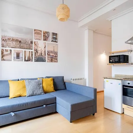 Flat In Barrio De Letras / Cervantes20 Apartment *