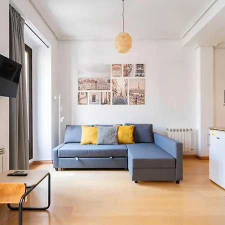 Apartment Flat In Barrio De Letras / Cervantes20 Madrid