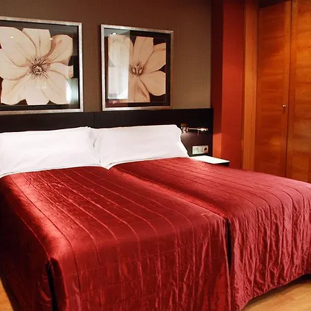 Hotell De Barajas 3*
