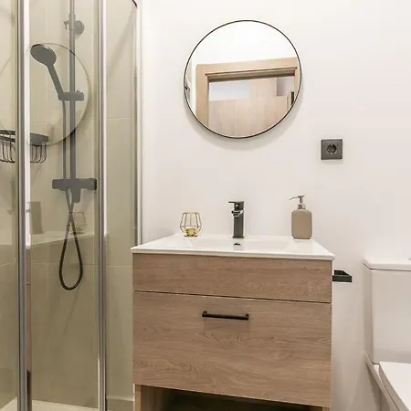Micampus Sinesio Delgado Student Apartment