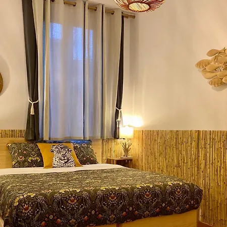 Sabianatura - Boutiquemadrid Hostel