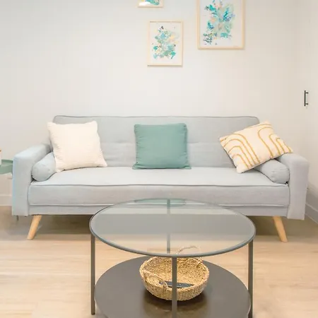 Charming Chamberi Apartment *