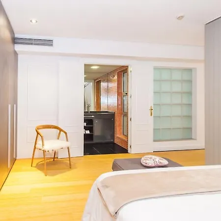 Apartamento Atocha, Precioso Piscina Y Parking At Lavapies *
