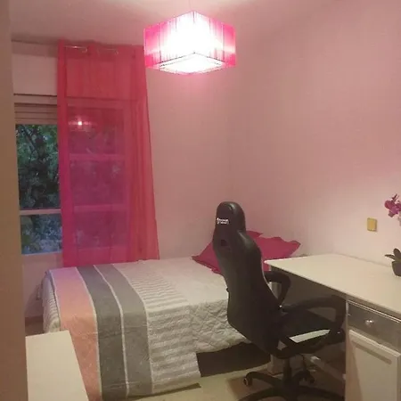 Jum Bed & Breakfast