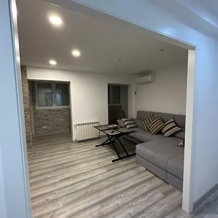 Cozy 1-bedroom Apartamento *