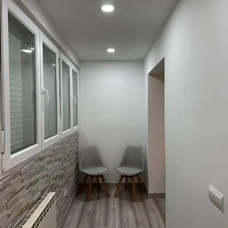 Cozy 1-bedroom Apartamento Madrid