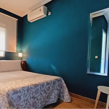 Отель Aravaca Garden 3*