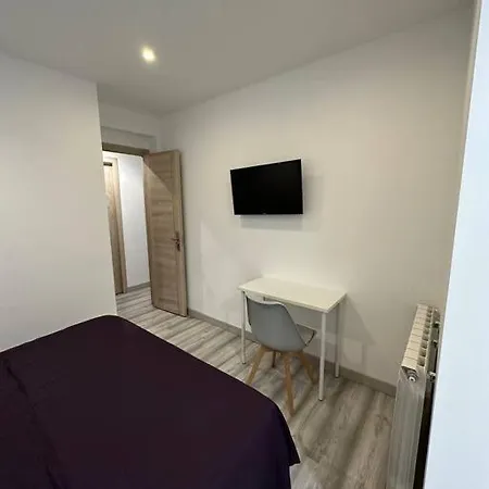 Cozy 1-bedroom Apartamento Madrid