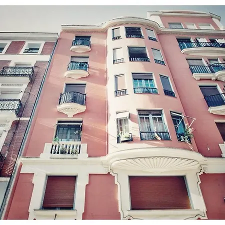 Cozy And Bright In Historic Town Center Apartment Madrid