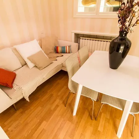 Apartment Centrico Y Moderno. Chamberi. 4 Personas, 2 Banos Madrid