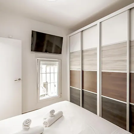 Apartamento Jap Rita Luna Madrid