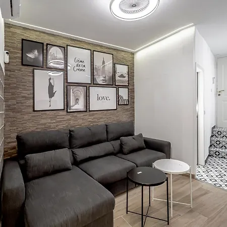 Jap Rita Luna Apartamento Madrid