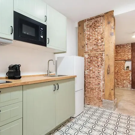 Flat In Lavapies At Street Level S23a * Madrid