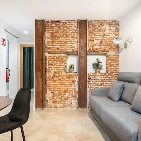 Apartment Flat In Lavapies At Street Level S23a *