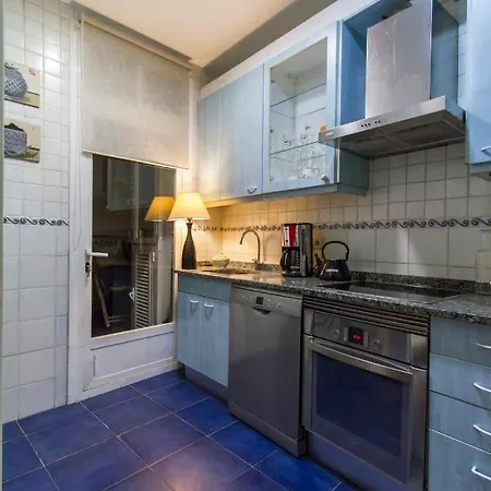 Apartment Centrico Y Moderno. Chamberi. 4 Personas, 2 Banos *