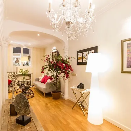 Centrico Y Moderno. Chamberi. 4 Personas, 2 Banos Apartment *