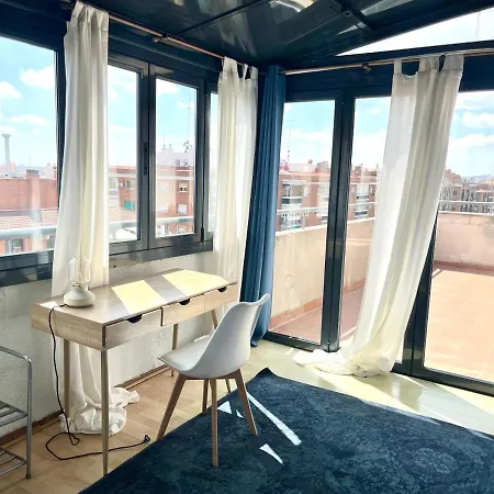 Paseo Acacias 8, Atico Con Terraza En Embajadores *