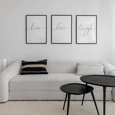 Cozy 2 Bedroom With Patio Apartamento