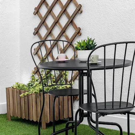 Cozy 2 Bedroom With Patio * Madrid