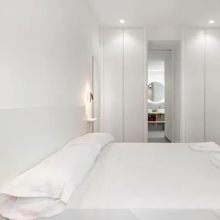 1 Bedroom 1 Bathroom Furnished - Salamanca - Modern - Mintystay Madrid