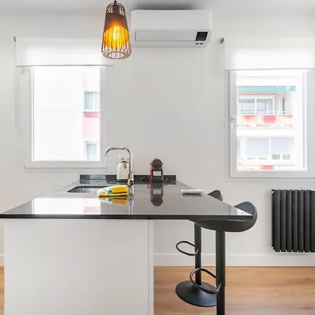 1 Bedroom 1 Bathroom Furnished - Salamanca - Modern - Mintystay Madrid