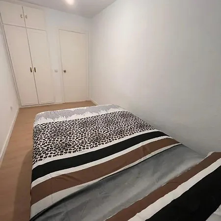 Guest house Mars Suites Alondra Madrid