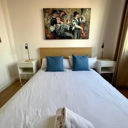 Nuevo Apt De Diseno 7pax En Centro/la Latina Apartment *