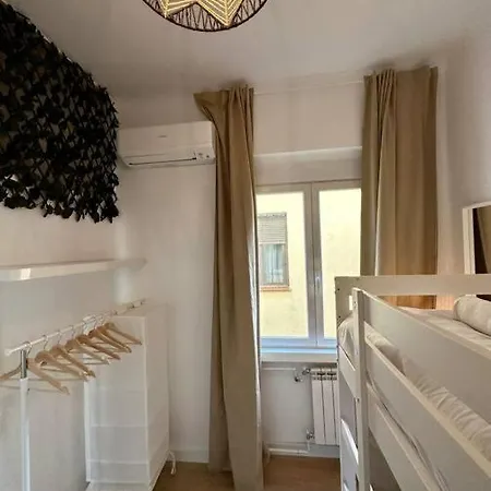 Nuevo Apt De Diseno 7pax En Centro/la Latina