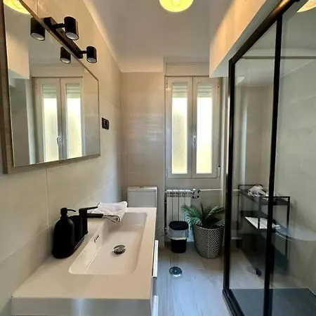 Apartment Nuevo Apt De Diseno 7pax En Centro/la Latina *