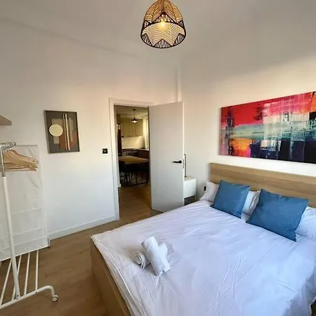 Nuevo Apt De Diseno 7pax En Centro/la Latina * Madrid