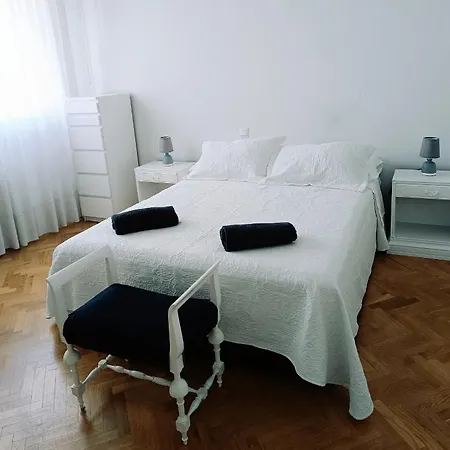Casa De Mirtha Kwatera prywatna Madryt