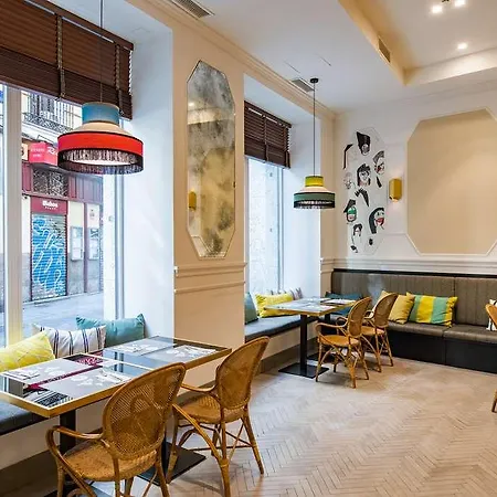 Ξενοδοχείο Soho Boutique Opera 4*
