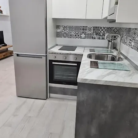 Apartamento Pet-friendly En Atocha By Bebalmy *