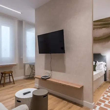 Estudio Vanguardista- 1b- Chamberi Apartamento Madrid