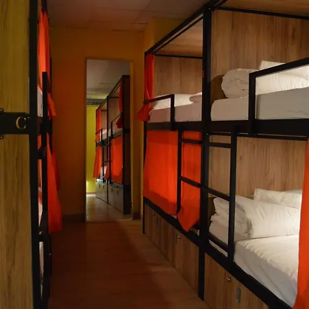 Debod Hostal