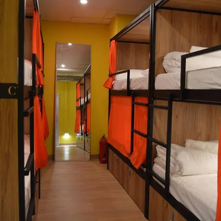 Debod Hostal