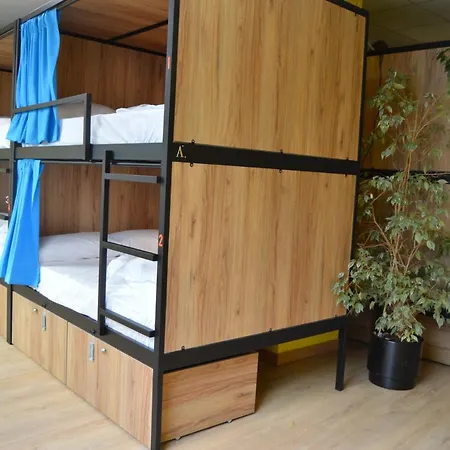 Debod Hostal