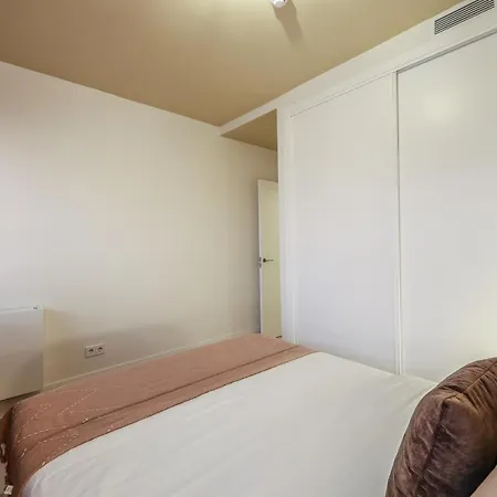 Apartament Amazinn Places Palacio Real *