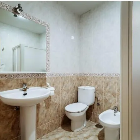 Con Balcon Y Bano Exclusivo Solo Ti Madrid