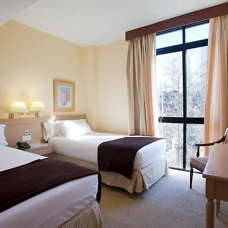 Aparthotel Espahotel Plaza Basilica 3*