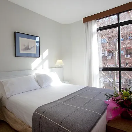 Aparthotel Espahotel Plaza Basilica Madrid