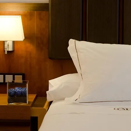 Claridge 4*