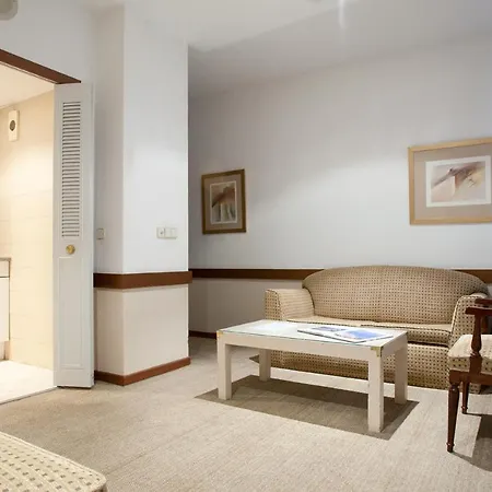Espahotel Plaza Basilica Aparthotel Madrid