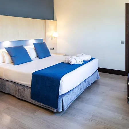 Hotel Nuevo Boston 4*