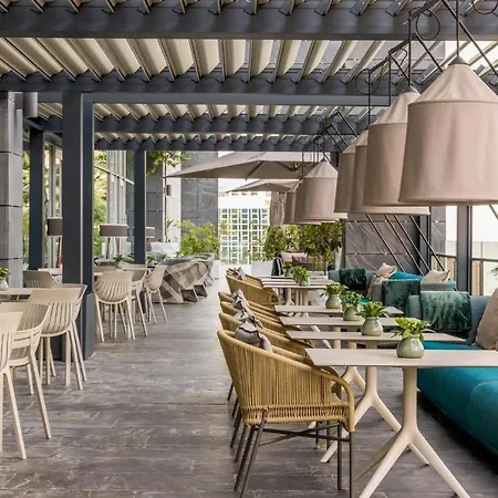 Hotel Ilunion Atrium 4*
