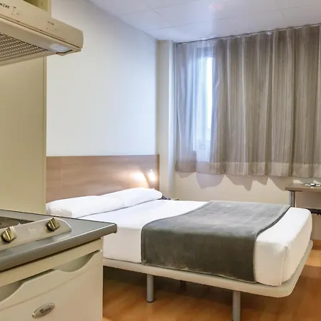 Vertice Roomspace Pensjonat Madryt