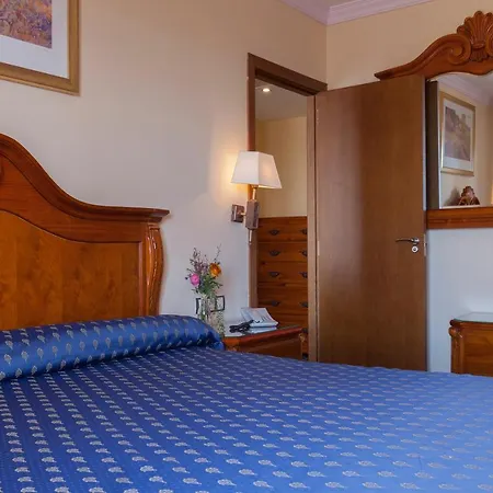 Agora Juan De Austria Hotel