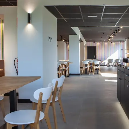 Vertice Roomspace 3* Madryt